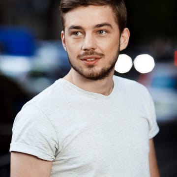 Chuyên gia tài chính